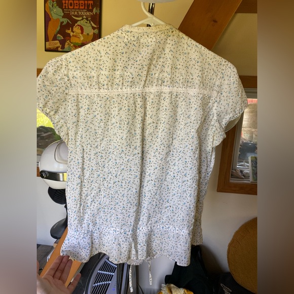 Cottage Core Blouse Dainty Blue Floral Print - Picture 4 of 4